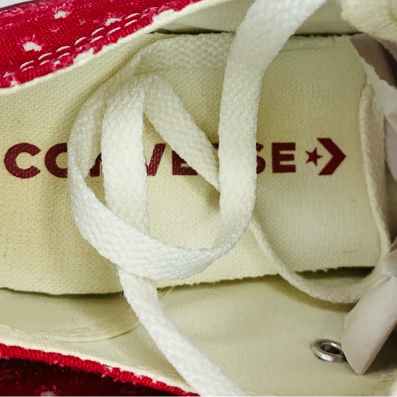 Converse Red Star Sneakers Chuck Taylor Star Perforated 0X SZ 8! - Picture 6 of 9